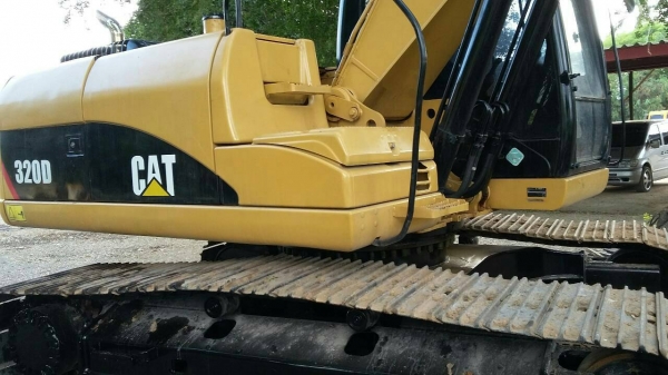 ขายรถแบคโฮ CAT  320 Dรถสวยพร้อมใช้เอกสารเล่มทะเบียนราคา2,150,000 090-772-3710 090-772-3708