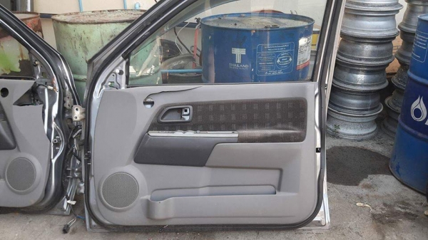 ขายประตูD MAXตามสภาพ คู่หน้า6000 คู่หลัง 8000 สนใจโทร0805669540