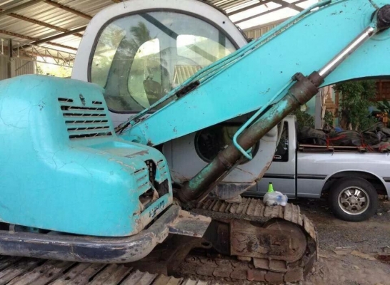 ขายรถแบคโฮ KOBELCO sk 100-5 super เอกสารเล่มทะเบียนรถสวยพร้อมใช้ราคา650,000 090-772-3710 090-772-3708 ขายรถแบคโฮ KOBELCO sk 100-5 super เอกสารเล่มทะเบียนรถสวยพร้อมใช้ราคา650,000 090-772-3710 090-772-3708