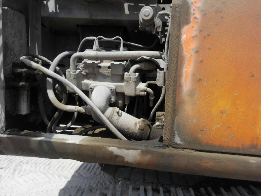 ขายรถแบคโฮ HITACHI EX200-5 เอกสารเล่มทะเบียน ระบบไฟเต็ม ราคา 930000