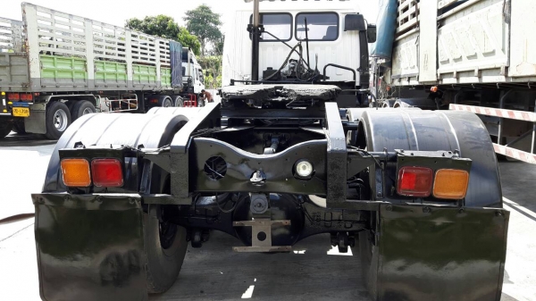 ขายรถบรรทุก 10 ล้อหัวลาก HINO FM3M 240 แรงม้า ราคา 650000