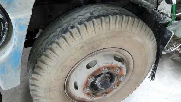 ขายรถบรรทุก 10 ล้อหัวลาก HINO FM3M 240 แรงม้า ราคา 650000