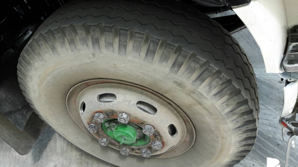 ขายรถบรรทุก 10 ล้อหัวลาก HINO FM3M 240 แรงม้า ราคา 650000