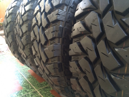 ยาง maxxis mud 245/75/16 ปี13 ยาง maxxis mud 245/75/16 ปี13