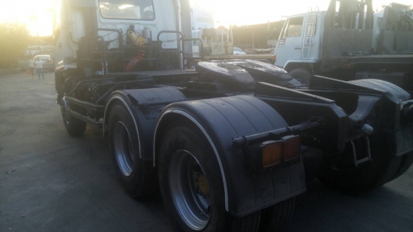 ขายรถหัวลาก320แรง ขายเงินสด-ผ่อน ดอกเบี้ย8\%