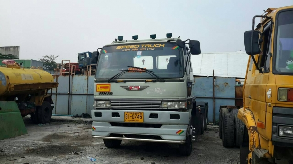 ขายหัวลากHINO 2Kเครื่อง  K 13  260แรง ปี 39 ราคา 835,000 090-772-3710 090-772-3708