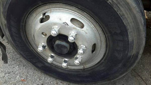 ขายหัวลากHINO 2Kเครื่อง  K 13  260แรง ปี 39 ราคา 835,000 090-772-3710 090-772-3708