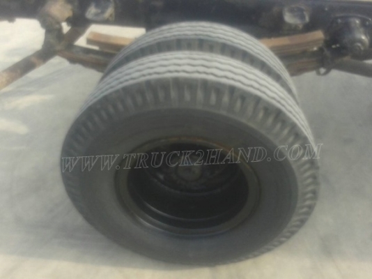 รถบรรทุก 6 ล้อ HINO หัวแชซซี คัซซียาว 4.29 เมตร  117 แรงม้า