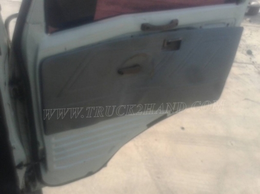 รถบรรทุก 6 ล้อ HINO หัวแชซซี คัซซียาว 4.29 เมตร  117 แรงม้า