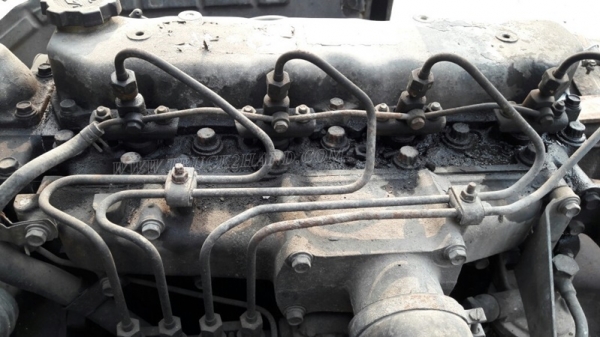 รถบรรทุก 6 ล้อ HINO หัวแชซซี คัซซียาว 4.29 เมตร  117 แรงม้า