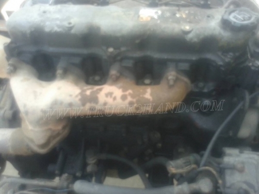 รถบรรทุก 6 ล้อ HINO หัวแชซซี คัซซียาว 4.29 เมตร  117 แรงม้า