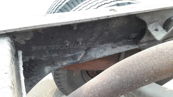 รถบรรทุก 6 ล้อ HINO หัวแชซซี คัซซียาว 4.29 เมตร  117 แรงม้า