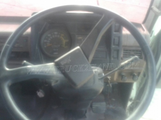 รถบรรทุก 6 ล้อ HINO หัวแชซซี คัซซียาว 4.29 เมตร  117 แรงม้า