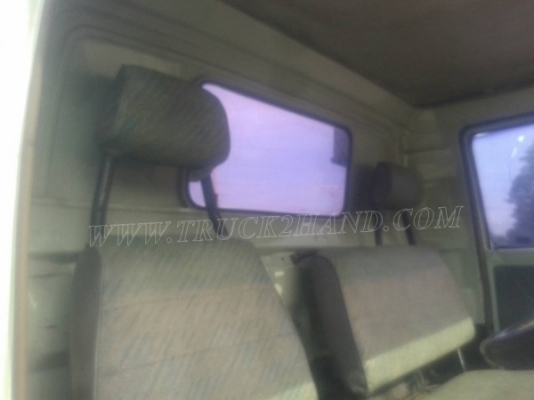 รถบรรทุก 6 ล้อ HINO หัวแชซซี คัซซียาว 4.29 เมตร  117 แรงม้า