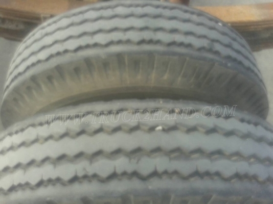 รถบรรทุก 6 ล้อ HINO หัวแชซซี คัซซียาว 4.29 เมตร  117 แรงม้า