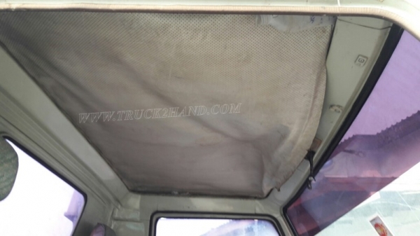 รถบรรทุก 6 ล้อ HINO หัวแชซซี คัซซียาว 4.29 เมตร  117 แรงม้า