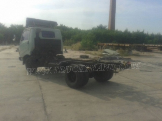 รถบรรทุก 6 ล้อ HINO หัวแชซซี คัซซียาว 4.29 เมตร  117 แรงม้า