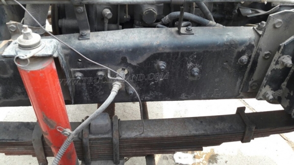 รถบรรทุก 6 ล้อ HINO หัวแชซซี คัซซียาว 4.29 เมตร  117 แรงม้า