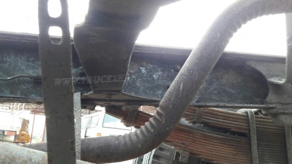 รถบรรทุก 6 ล้อ HINO หัวแชซซี คัซซียาว 4.29 เมตร  117 แรงม้า