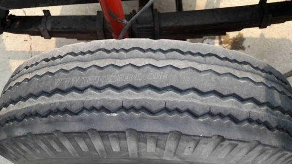 รถบรรทุก 6 ล้อ HINO หัวแชซซี คัซซียาว 4.29 เมตร  117 แรงม้า