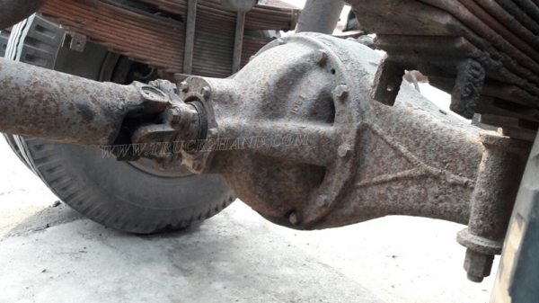 รถบรรทุก 6 ล้อ HINO หัวแชซซี คัซซียาว 4.29 เมตร  117 แรงม้า