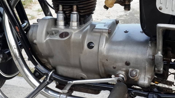 วุฒิ นนบุรี ขาย BMW R27 รถสวยสภาพเดิมทะเบียนแท้โอนขนส่ง วุฒิ นนบุรี ขาย BMW R27 รถสวยสภาพเดิมทะเบียนแท้โอนขนส่ง