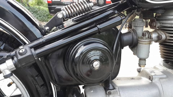 วุฒิ นนบุรี ขาย BMW R27 รถสวยสภาพเดิมทะเบียนแท้โอนขนส่ง วุฒิ นนบุรี ขาย BMW R27 รถสวยสภาพเดิมทะเบียนแท้โอนขนส่ง