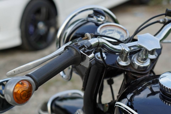 วุฒิ นนบุรี ขาย BMW R27 รถสวยสภาพเดิมทะเบียนแท้โอนขนส่ง วุฒิ นนบุรี ขาย BMW R27 รถสวยสภาพเดิมทะเบียนแท้โอนขนส่ง