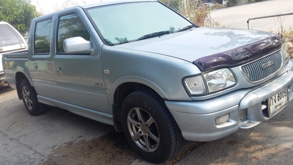 ขายสี่ประตูเดิมๆไม่เคยชนเครื่องดีช่วงล่างดีไม่มีผุยางใหม่กริ๊ป