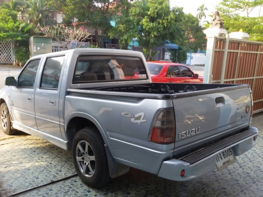 ขายสี่ประตูเดิมๆไม่เคยชนเครื่องดีช่วงล่างดีไม่มีผุยางใหม่กริ๊ป