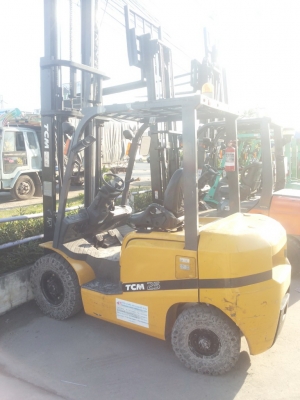 ขายรถ tcm ขนาด 2.5 ตัน รุ่นt3k  ดีเซล  เกียร์ ออโต้ รับประกัน3 เดือน