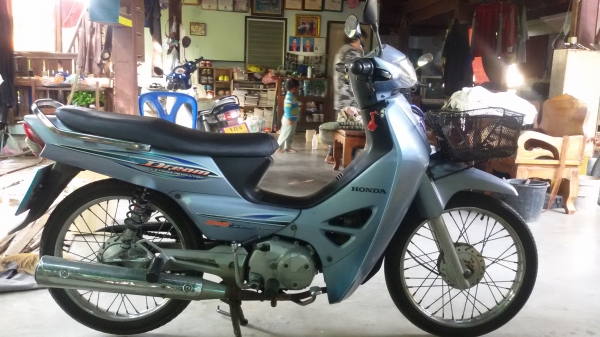 honda dream 125 สตารทมือ