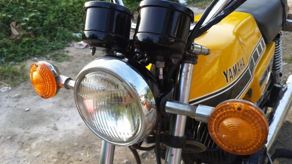 วุฒิ นนบุรี ขาย YAMAHA RD125cc. สภาพเดิมๆ100\% วุฒิ นนบุรี ขาย YAMAHA RD125cc. สภาพเดิมๆ100\%