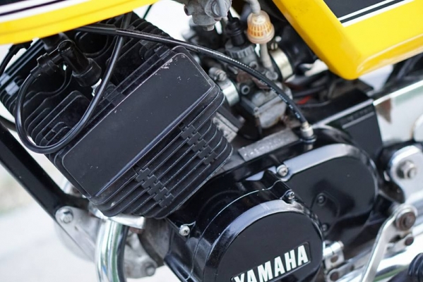 วุฒิ นนบุรี ขาย YAMAHA RD125cc. สภาพเดิมๆ100\% วุฒิ นนบุรี ขาย YAMAHA RD125cc. สภาพเดิมๆ100\%