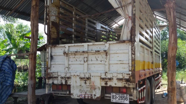 ISUZU เด้ก้า 195 เพลาเดียวล่องไม่ดั๊มพ์ยางใหม่ /เครื่องดีแน่น คอกเกษตรเหล็ก ISUZU เด้ก้า 195 เพลาเดียวล่องไม่ดั๊มพ์ยางใหม่ /เครื่องดีแน่น คอกเกษตรเหล็ก