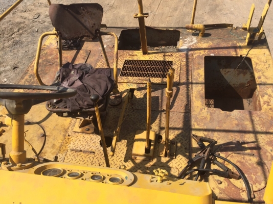 ให้เช่ารถบดสั่นสะเทือนSTA VV900D