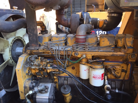 ให้เช่ารถบดสั่นสะเทือนSTA VV900D