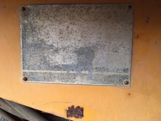 ให้เช่ารถบดสั่นสะเทือนSTA VV900D