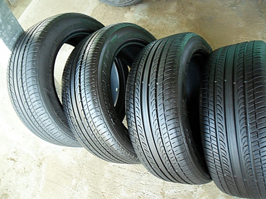 ยาง17 ขนาด215-55-R17ลงพื้นปี15 (4เส้น3,900) ยาง17 ขนาด215-55-R17ลงพื้นปี15 (4เส้น3,900)