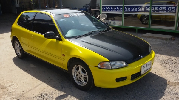 ขายHonda civic 3 door 77000 สนใจโทร0805669540