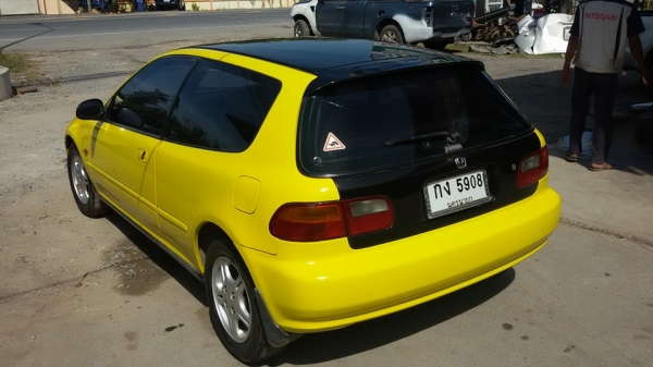 ขายHonda civic 3 door 77000 สนใจโทร0805669540