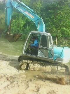 ขายรถแบคโฮ KOBELCO SK120-Vsuper เอกสารเล่มทะเบียน ราคา 650000