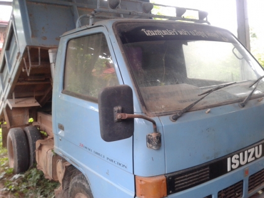 6ล้อ ดั้ม  อีซูสุ NKR 88  แรงม้า  (รถห้างแท้)  รถสวย  พร้อมใช้งาน