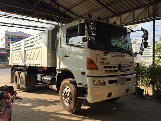 ขาย HINO 344 ซีรีส์500 HiSpeed ปี 55 เบรคแห้ง ดั้มสามมิตร มีระบบลากพ่วง เครื่องเดิม เกียร์เดิม ยางดี ขาย HINO 344 ซีรีส์500 HiSpeed ปี 55 เบรคแห้ง ดั้มสามมิตร มีระบบลากพ่วง เครื่องเดิม เกียร์เดิม ยางดี