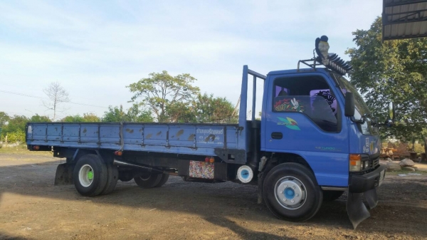 หกล้อ อีซูชุ NQR140โบว์ ปี44 แอร์ เวอร์ ช่วงยาว5.50ม ทะเบียนพร้อมโอน