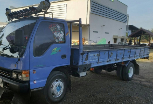 หกล้อ อีซูชุ NQR140โบว์ ปี44 แอร์ เวอร์ ช่วงยาว5.50ม ทะเบียนพร้อมโอน