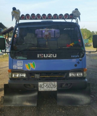 หกล้อ อีซูชุ NQR140โบว์ ปี44 แอร์ เวอร์ ช่วงยาว5.50ม ทะเบียนพร้อมโอน