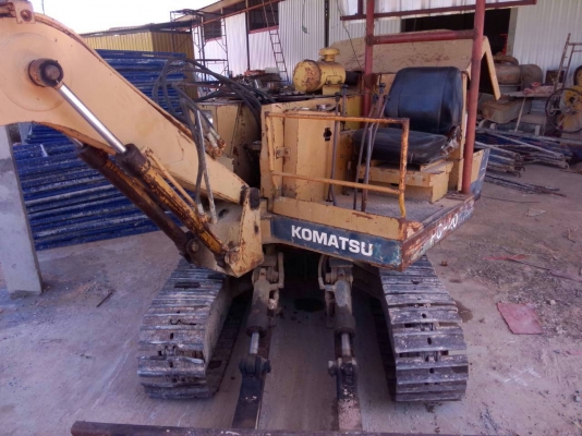 ขายแบคโฮเล็ก Komatsu PC20 ลดราคาเหลือ 85,000