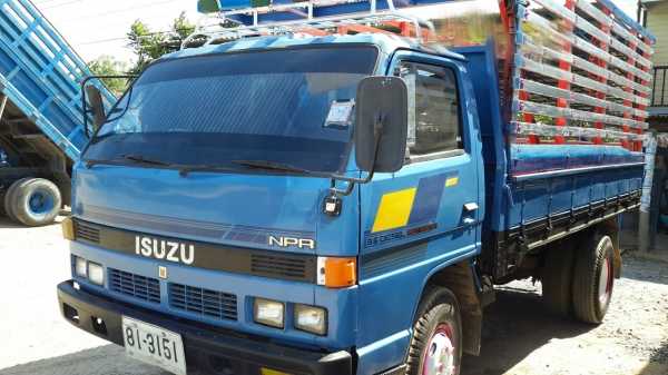 ขาย6ล้อ ISUZU NPR เครื่องดี4HG1 130แรง ช่วงล่างใหญ่Fหลัง กระบะยาว4.3ม. โครงสร้างรถห้างแท้ จดทะเบียนปี2535 เครื่องดี แชชซีสวย เอกสารพร้อมโอน ดูรถได้ที่ อ.ประทาย จ.นครราชสีมา (ราคา370000บาท)โทร.0857698049 0887115178 ID LINE ps5599