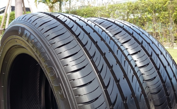 ยาง,185-55-15 DUNLOP T1 ปี15สภาพเต็มๆหนึ่งคู่ 2,200 ยาง,185-55-15 DUNLOP T1 ปี15สภาพเต็มๆหนึ่งคู่ 2,200